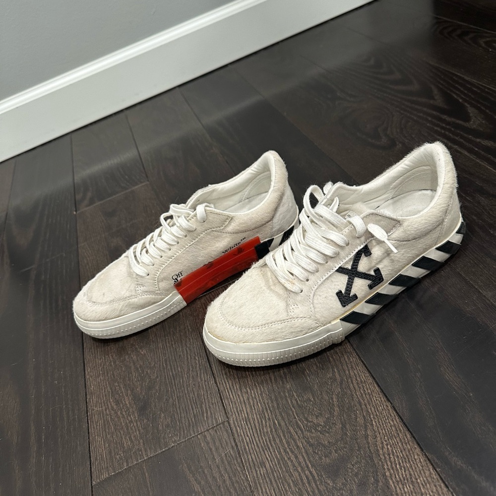Off-White Cream and Black Arrow Sneakers